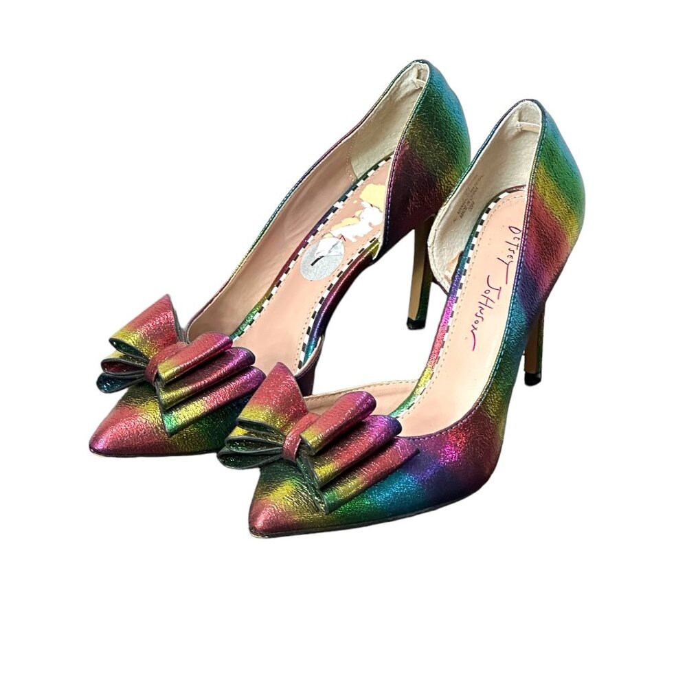 Rainbow metallic heels with bows by Betsey Johnson Size 7